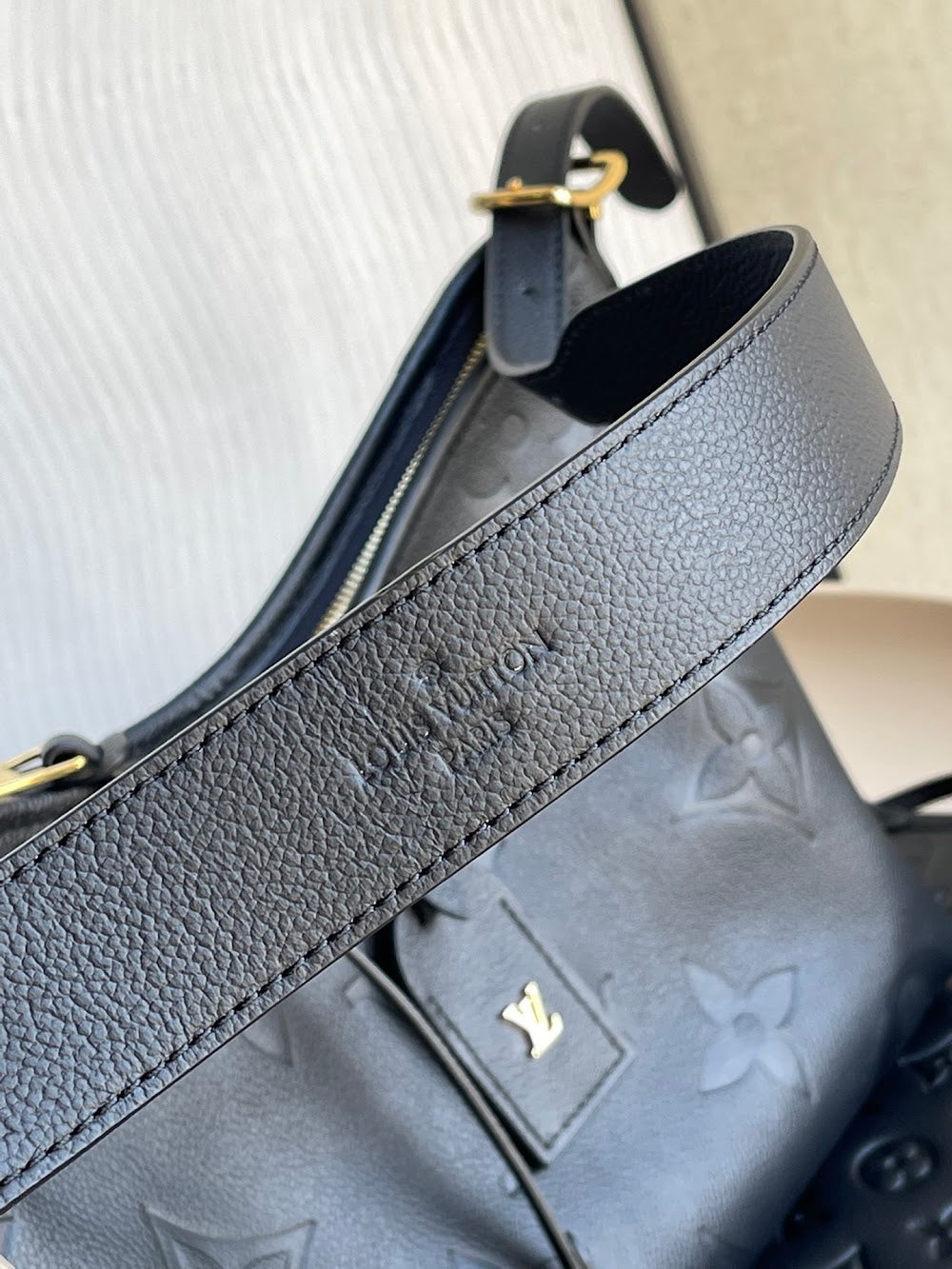 Dragons Bags ln Luxury Bag --97202