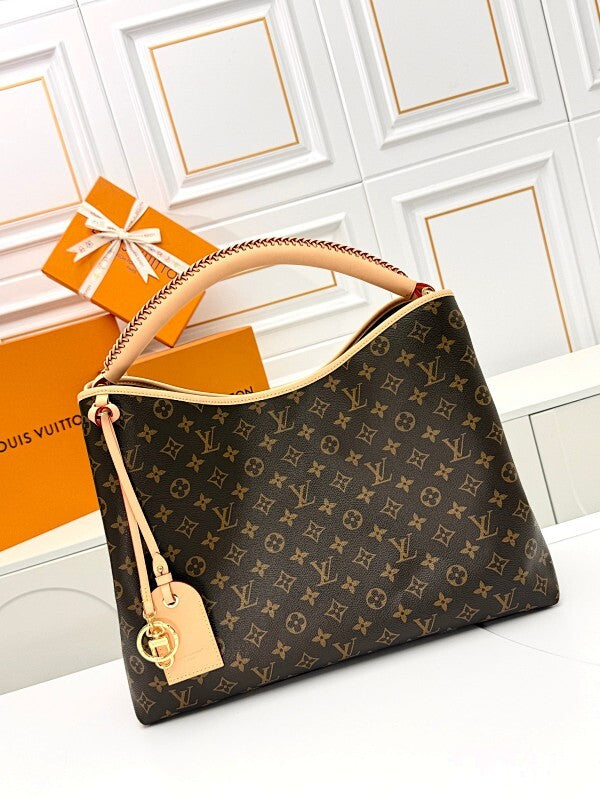 Dragons Bags ln Luxury Bag --81810