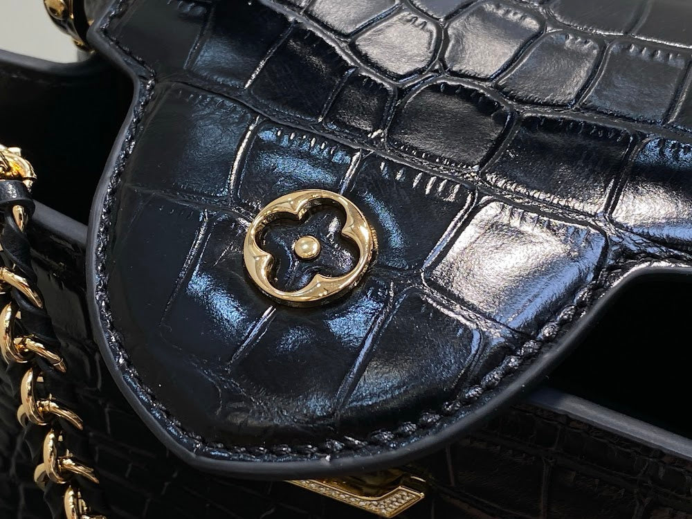 Dragons Bags ln Luxury Bag --96580