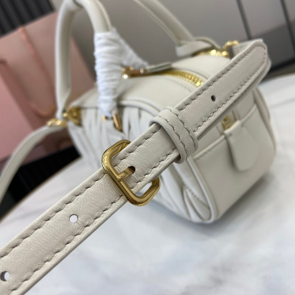 Dragons Bags Miun Miun Luxury Bag --122176