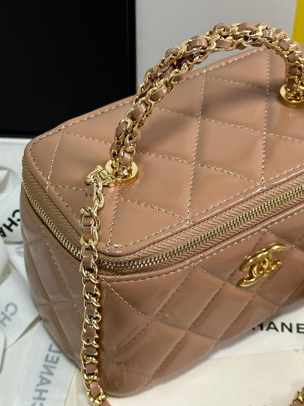new-luxury-designer-bags-nm9450
