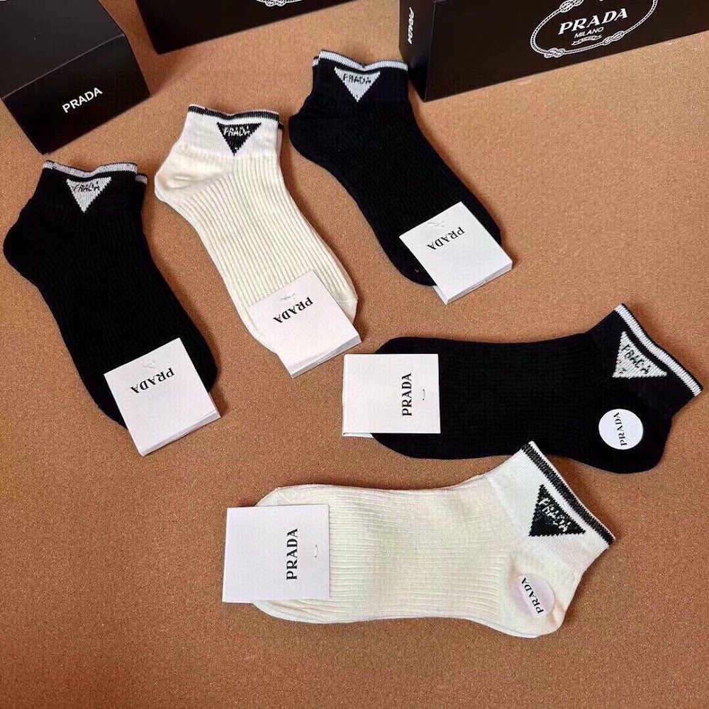 Dragons Bags Premium Luxury Socks --97836