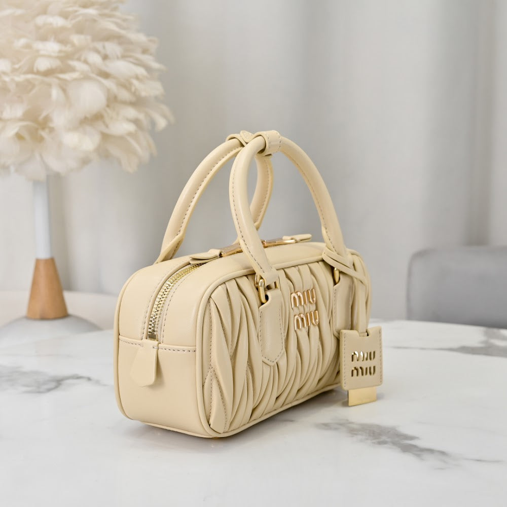 Dragons Bags Miun Miun Luxury Bag --123562