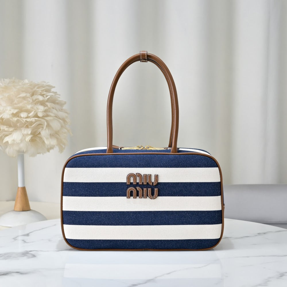 Dragons Bags Miun Miun Luxury Bag --123644