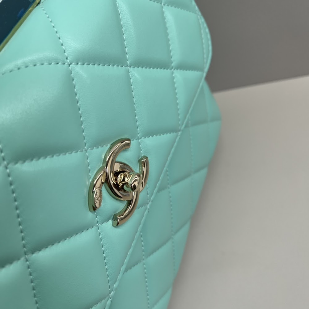 new-luxury-designer-bags-nm9704