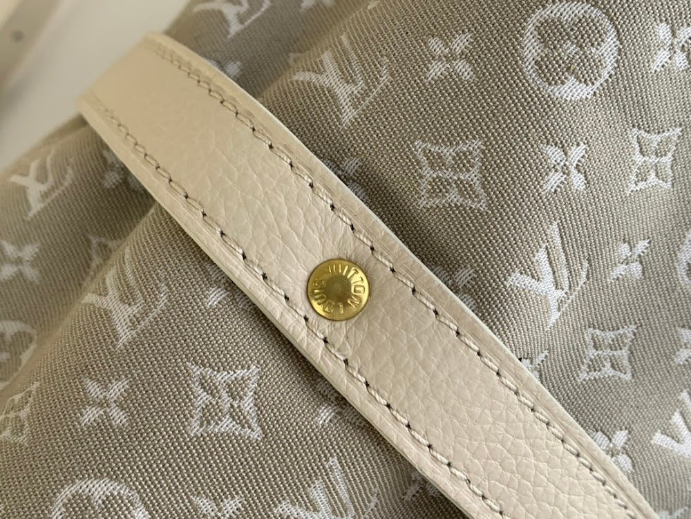 Dragons Bags ln Luxury Bag --61580