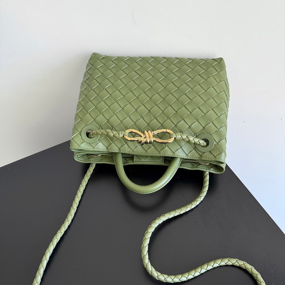 new-luxury-designer-bags-nm10649