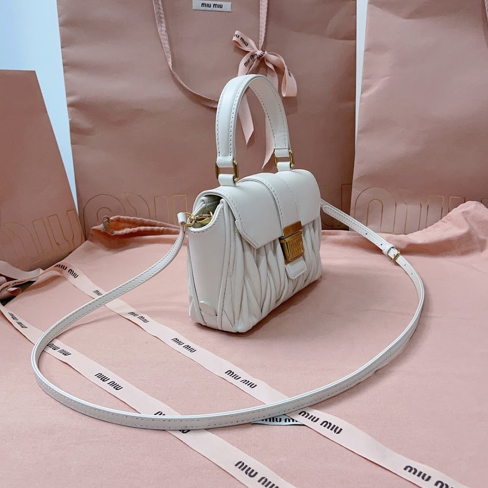 Dragons Bags Miun Miun Luxury Bag --123256