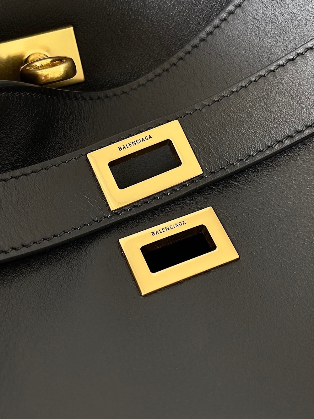 Dragons Bags Balenciaga Luxury Bag --111747