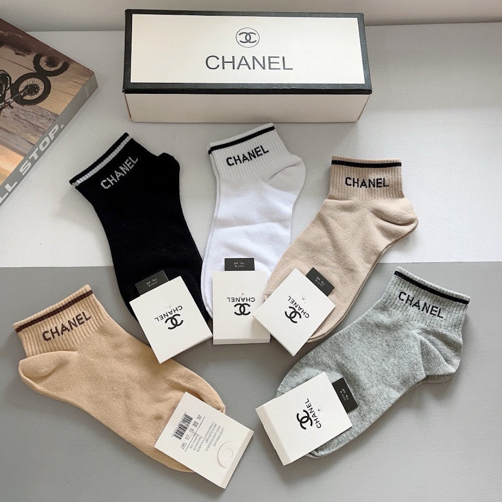 Dragons Bags Premium Luxury Socks --98136