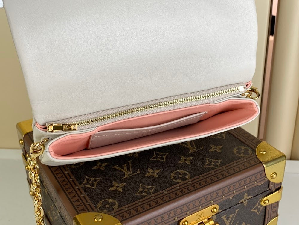 Dragons Bags ln Luxury Bag --68578