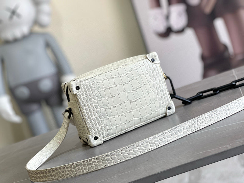 Dragons Bags ln Luxury Bag --71355