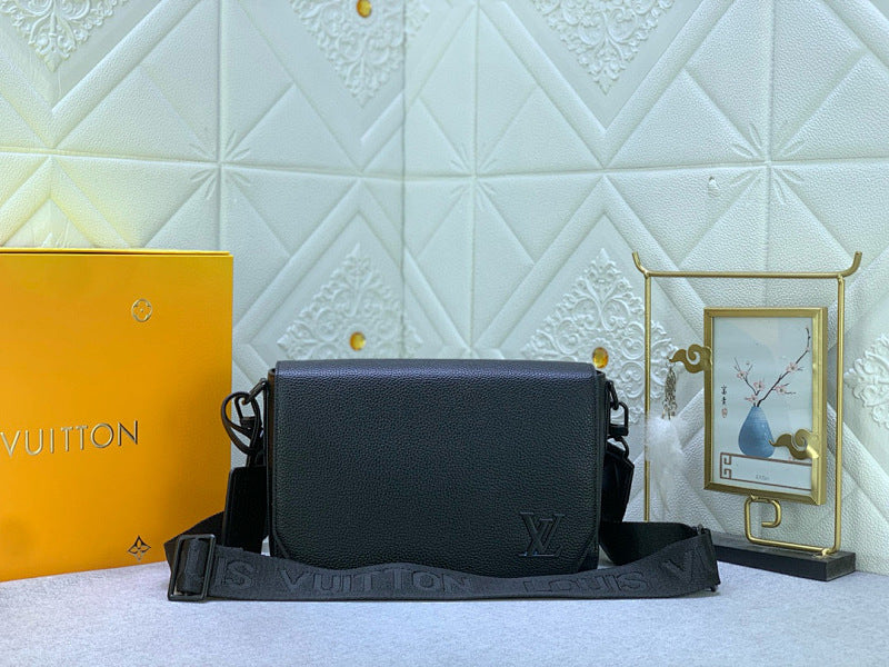 Dragons Bags ln Luxury Bag --71360