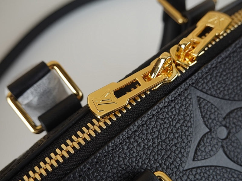 Dragons Bags ln Luxury Bag --60476