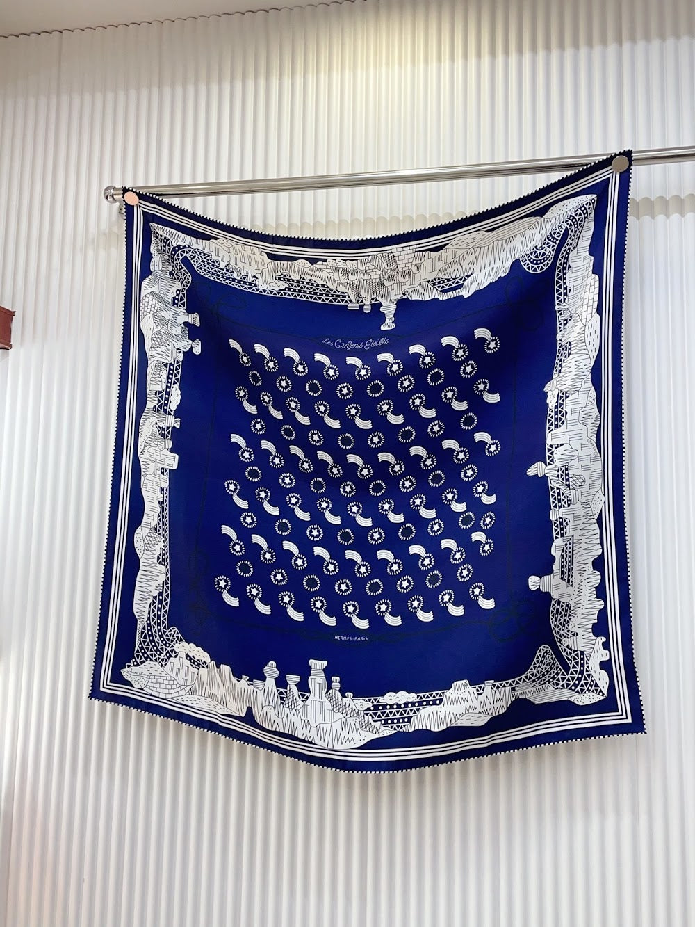 Dragons Bags Premium Designer Scarf --98827