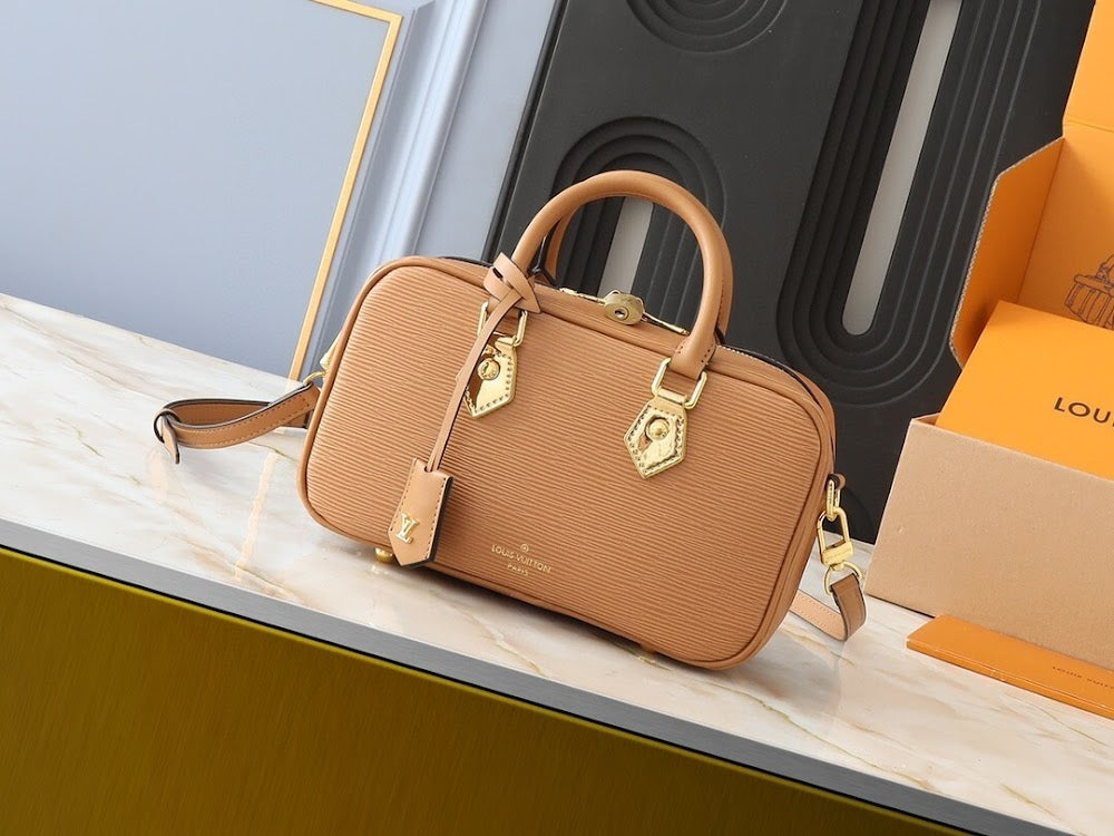Dragons Bags ln Luxury Bag --76497