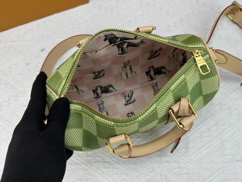 Dragons Bags ln Luxury Bag --76184