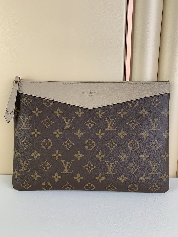 Dragons Bags ln Luxury Bag --61381