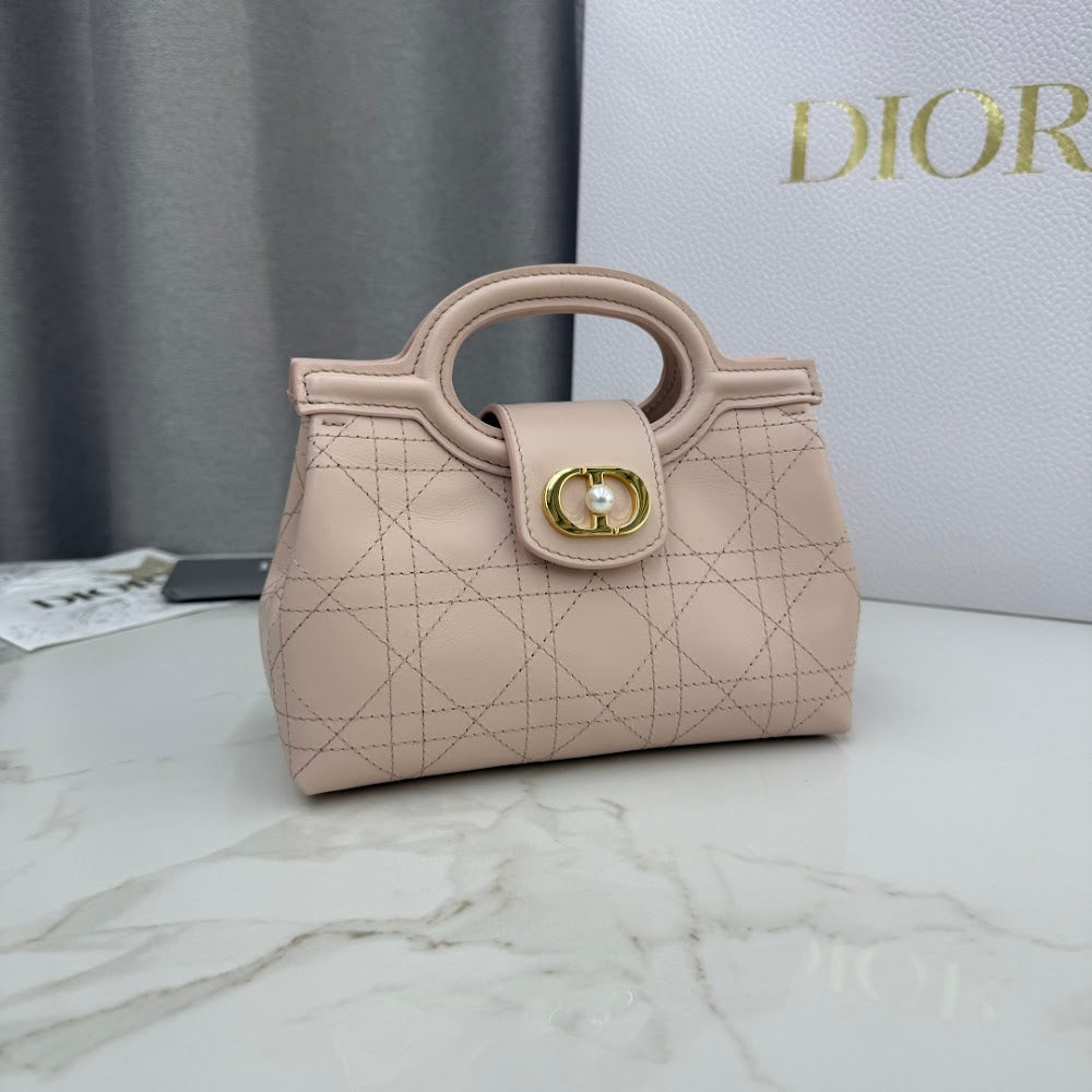 Dragons BagsDiorn Luxury Bag --116095