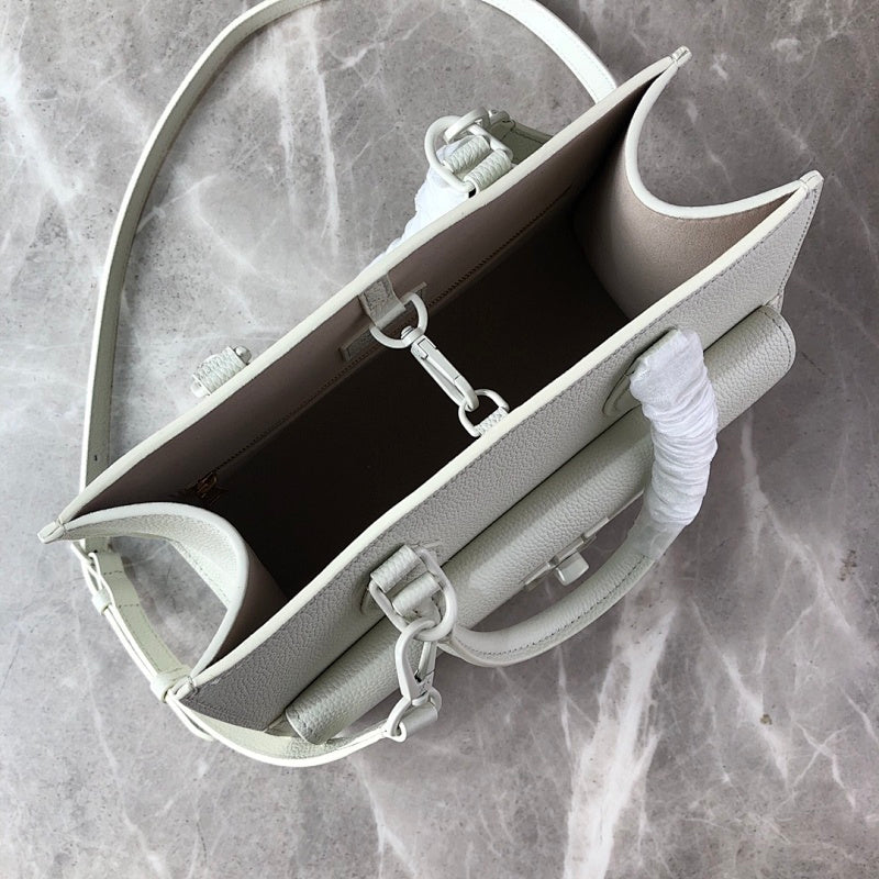 Dragons Bags ln Luxury Bag --56980