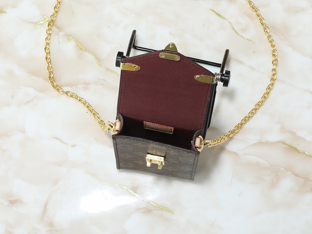 Dragons Bags ln Luxury Bag --76808