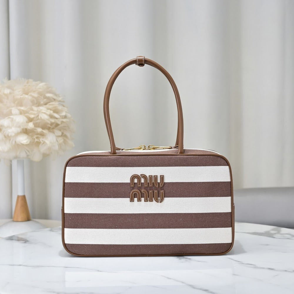 Dragons Bags Miun Miun Luxury Bag --123585