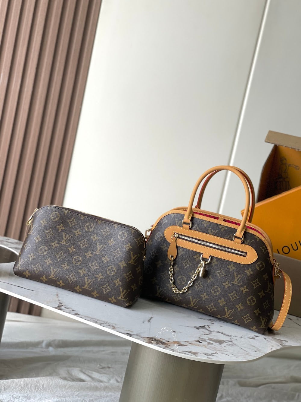 Dragons Bags ln Luxury Bag --97386