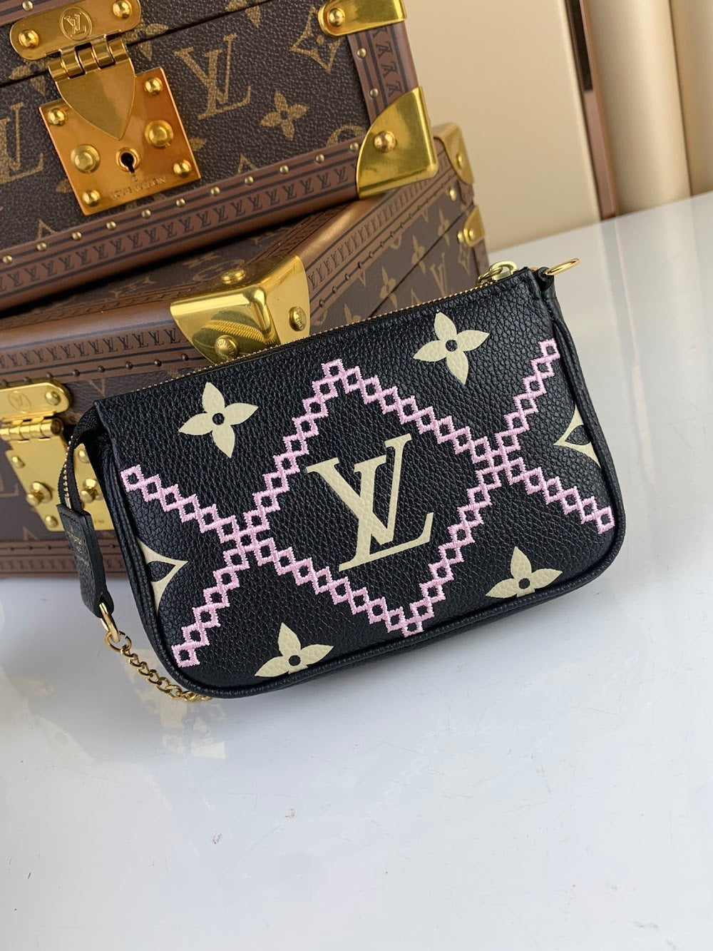 Dragons Bags ln Luxury Bag --60755
