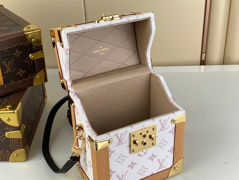 Dragons Bags ln Luxury Bag --68471