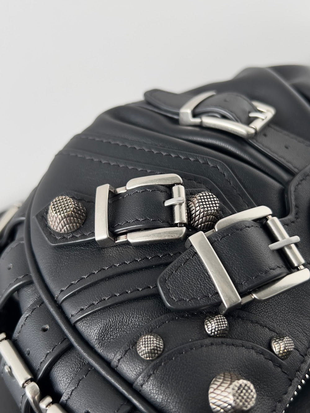 Dragons Bags Balenciaga Luxury Bag --111140