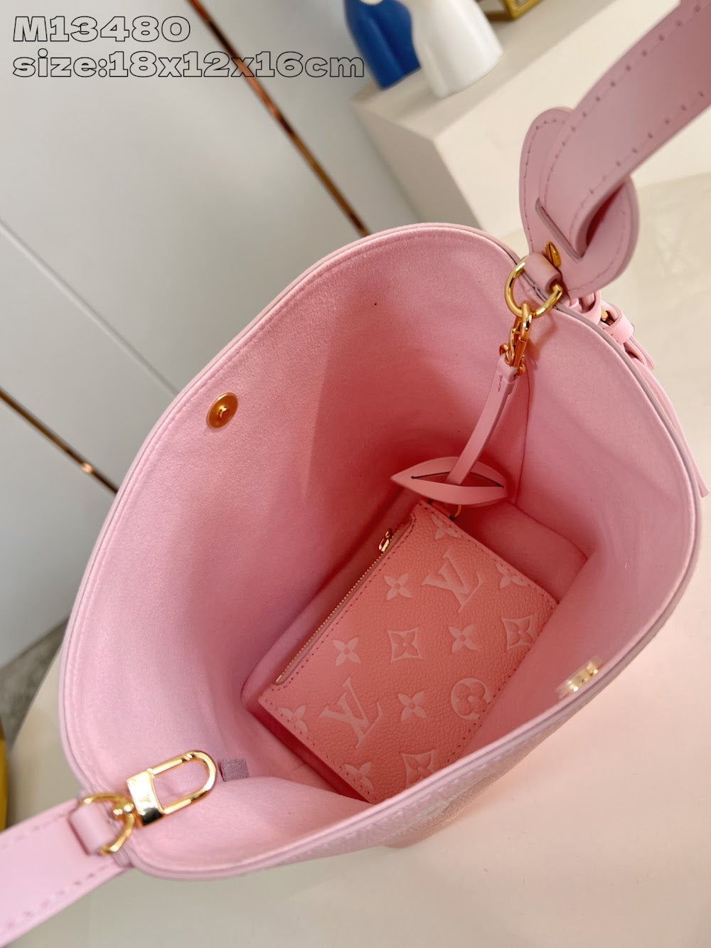 Dragons Bags ln Luxury Bag --96458