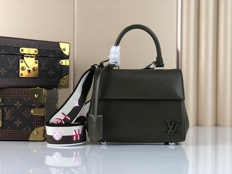 Dragons Bags ln Luxury Bag --60727