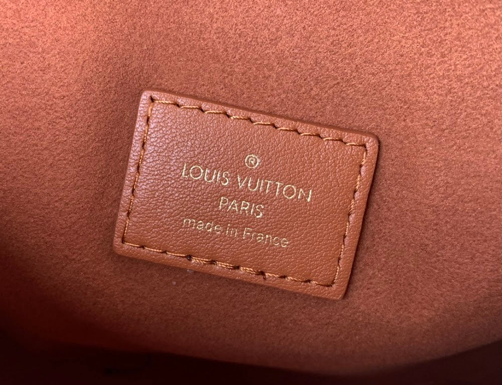 Dragons Bags ln Luxury Bag --61677