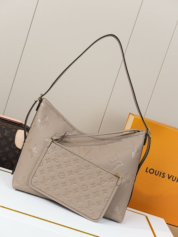 Dragons Bags ln Luxury Bag --81761