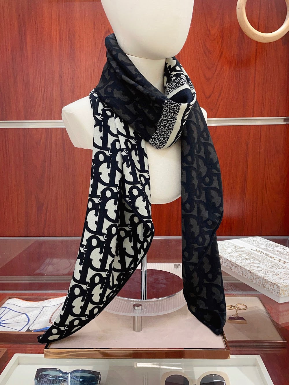 Dragons Bags Premium Designer Scarf --99230