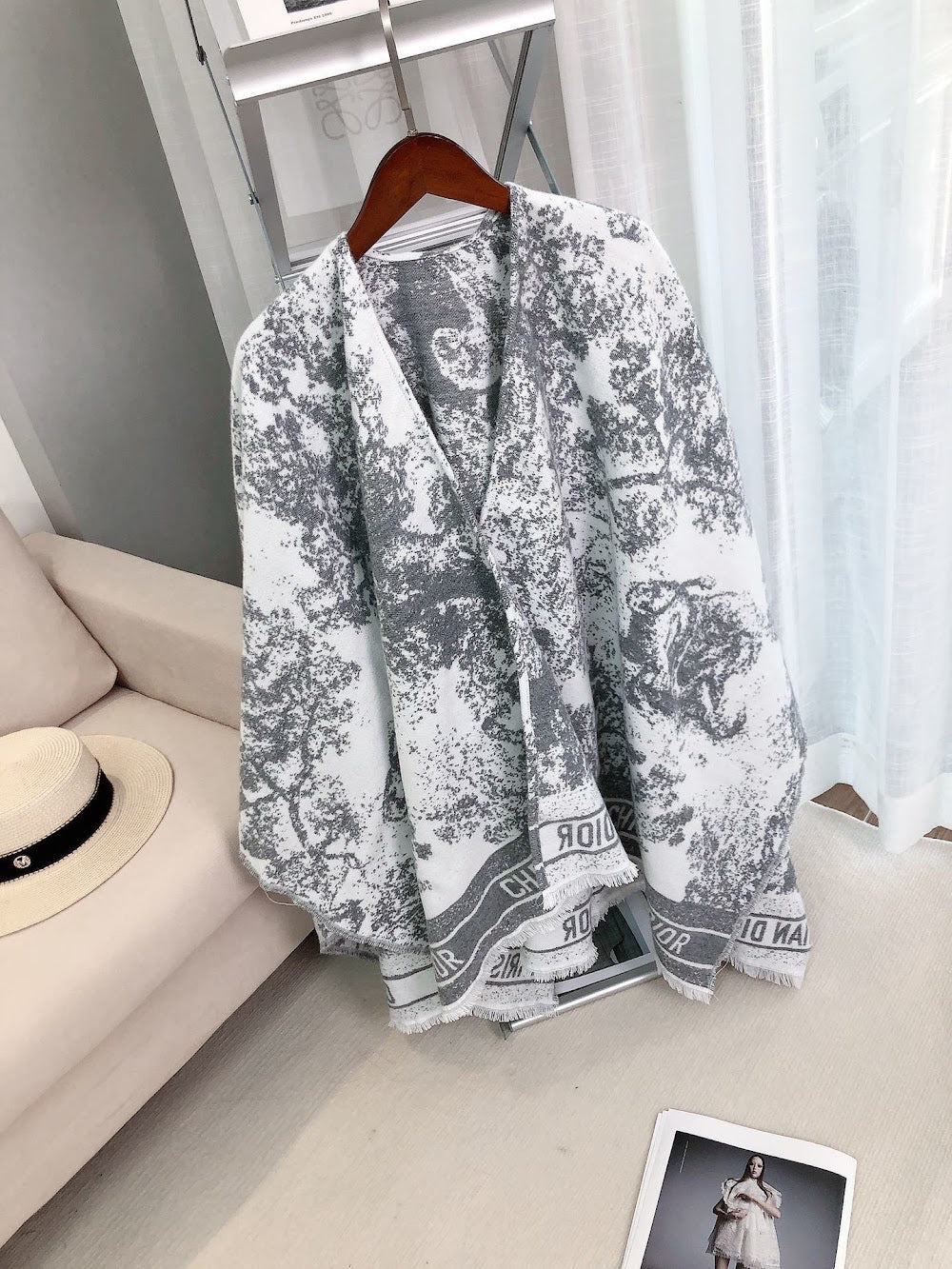Dragons Bags Premium Designer Scarf --98794