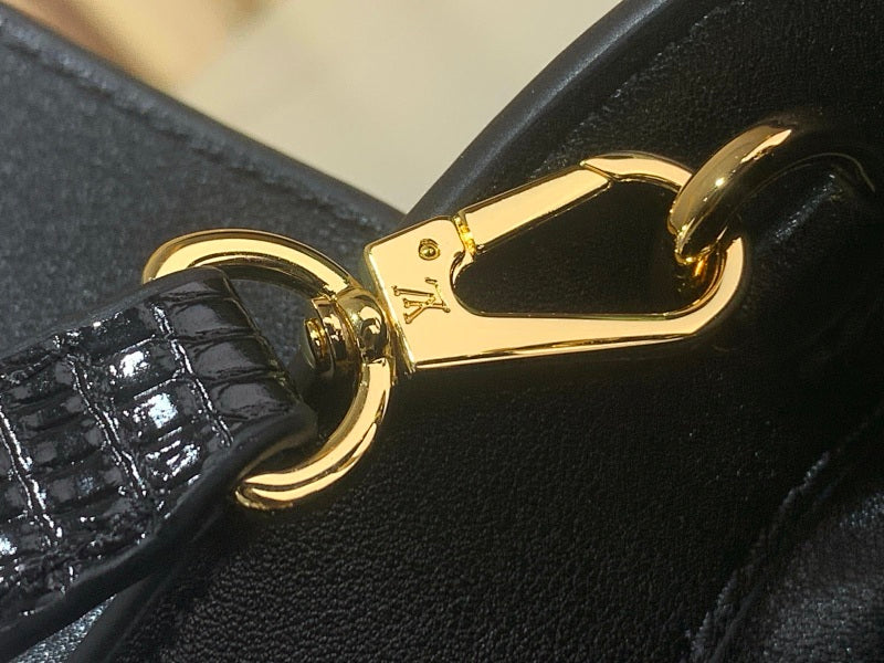 Dragons Bags ln Luxury Bag --70018