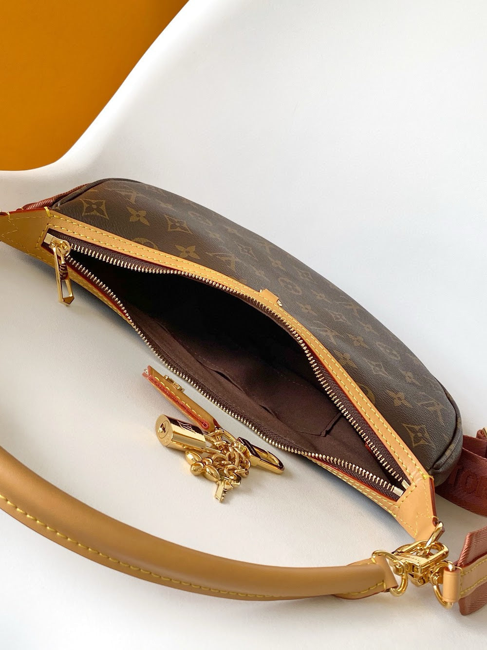 Dragons Bags ln Luxury Bag --81643