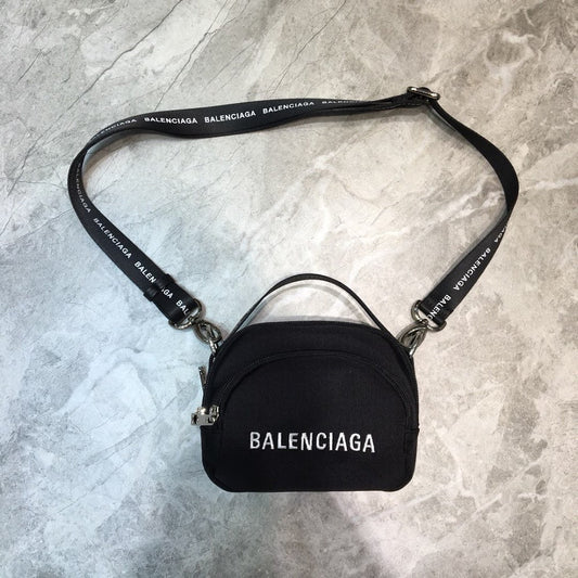 new-designer-premium-bags-nm21649