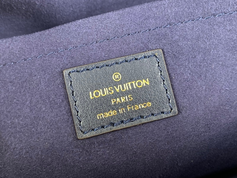 Dragons Bags ln Luxury Bag --61492