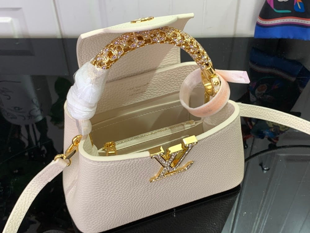 Dragons Bags ln Luxury Bag --97300