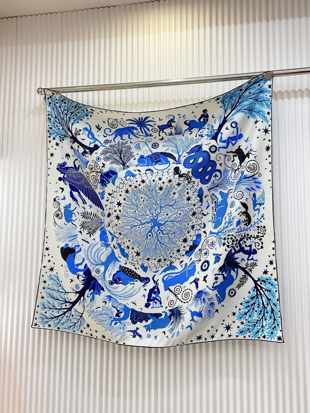 Dragons Bags Premium Designer Scarf --98839