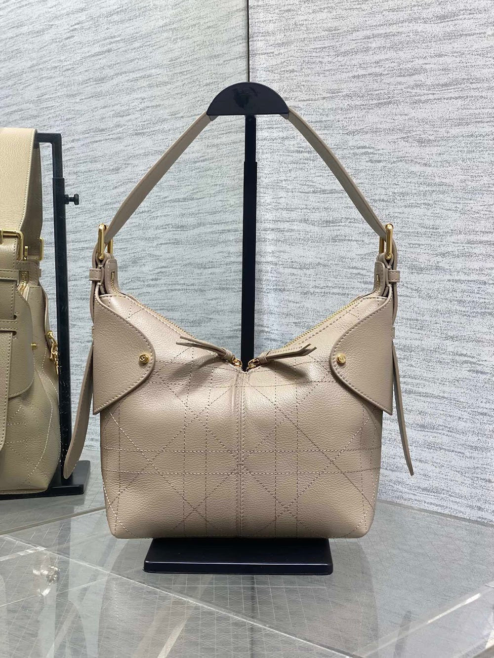 Dragons BagsDiorn Luxury Bag --116081