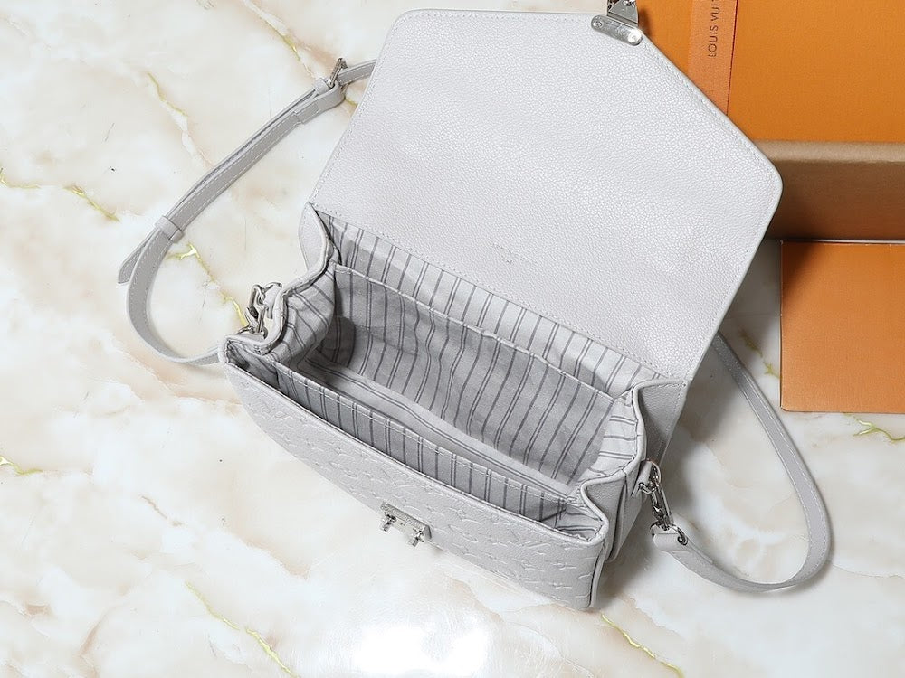 Dragons Bags ln Luxury Bag --76751