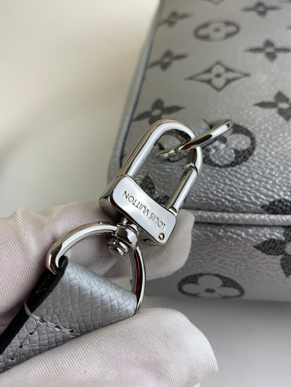 Dragons Bags ln Luxury Bag --67460