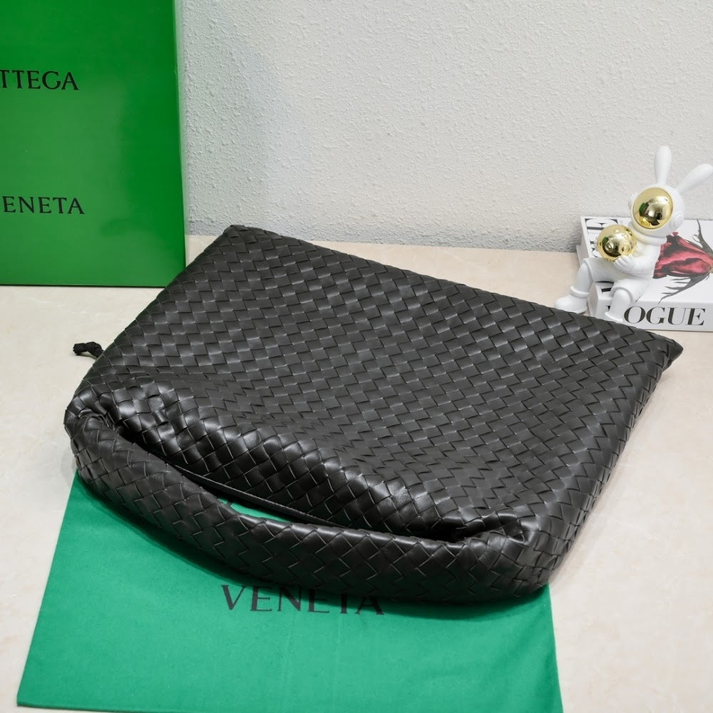 new-luxury-designer-bags-nm10577