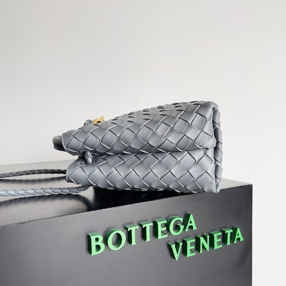 new-luxury-designer-bags-nm10687