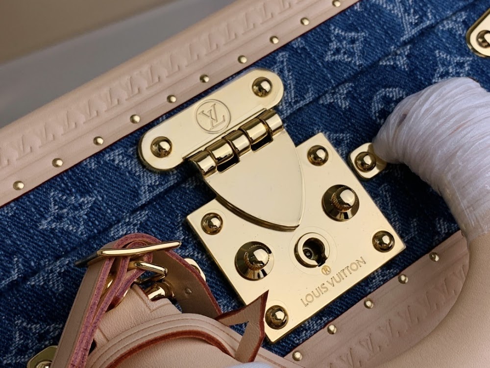 Dragons Bags ln Luxury Bag --68926