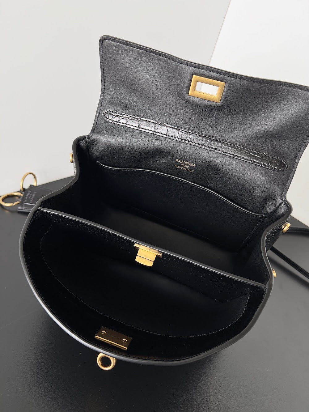 Dragons Bags Balenciaga Luxury Bag --111560