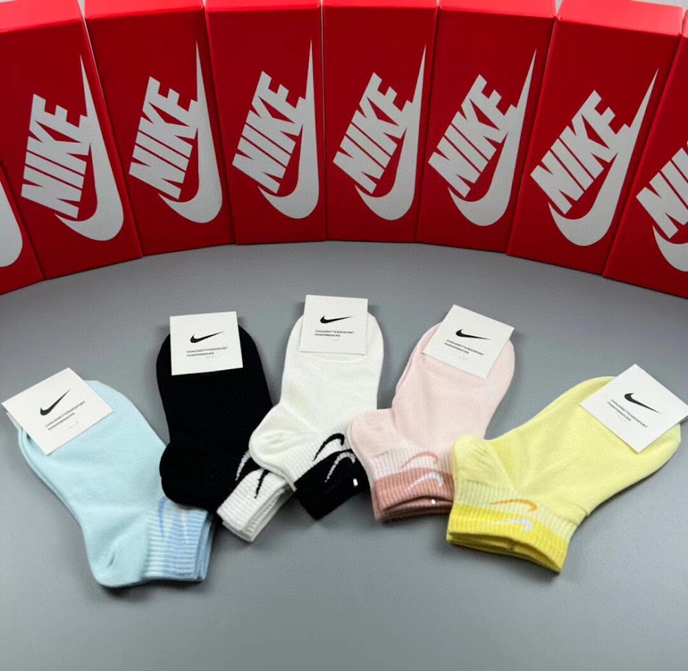 Dragons Bags Premium Luxury Socks --98215